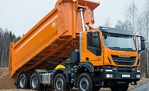 Самосвал Iveco AD410T41H Trakker